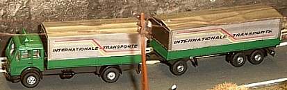 0235 WIKING MB PRITSCHEN-Lastzug 0235 WIKING MB PRITSCHEN-Lastzug