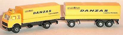 0388 WIKING MB Pritschen Lastzug DANZAS