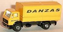 0393 WIKING MB Pritschen - LKW DANZAS