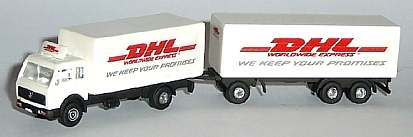 0405 WIKING MB Koffer Lastzug DHL weiss alt