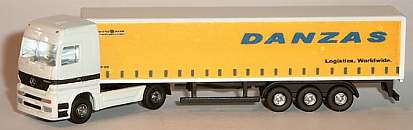 0711 WIKING MB Actros Gardinenplanen-Sattelzug DANZAS