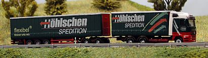 1460 MB Actros GIGALINER H�HLSCHEN rechts Internet