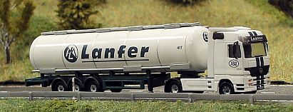 1513 HERPA Tank-Sattelzug Tank weiss Lanfer Internet 1513 HERPA Tank-Sattelzug Tank weiss Lanfer Internet