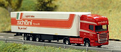1564 HERPA SCANIA Kühlkoffer-Sattelzug schöni - Seite vorn - Internet 1564 HERPA SCANIA Kühlkoffer-Sattelzug schöni - Seite vorn - Internet
