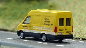 1569 Rietze -- IVECO SwissPost hinten - Internet