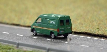 1589 RIETZE -- FORD Transit - Irland Post - hinten - Internet gross