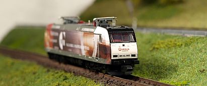 1601 MINITRIX - E-Lok BR 185.1 --12565 - VEOLIA  185-CL-002  - vorn - Internet