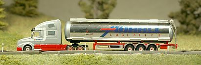 1612 KATO VOLVO VNL 780 -- HERPA Tank-Auflieger - ANHALT - links - Internet 1612 KATO VOLVO VNL 780 -- HERPA Tank-Auflieger - ANHALT - links - Internet
