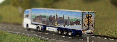 1623 HERPA SCANIA Kühlkoffer-Sattelzug - hinten - Schumacher - Internet 1623 HERPA SCANIA Kühlkoffer-Sattelzug - hinten - Schumacher - Internet