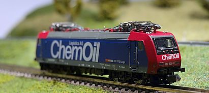 1643 MINITRIX - E-Lok BR 185 --12159 -- ChemOil Re 482 028-8 - vorn - Internet