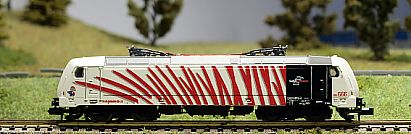 1648 MINITRIX - E-Lok BR 185.2 --12193 - Lokomotion 185 666-5 - rechts - Der kleine Nils - Internet