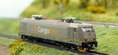 1668 MINITRIX - E-Lok BR 185.2 --12199 - CargoNet  185 621-0 - vorn - Internet