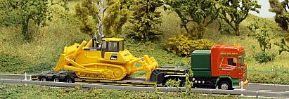 1690 HERPA Umbau - SCANIA Schwertransport-Sattelzug - v d Vlist - rechts - Internet