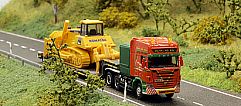 1690 HERPA Umbau - SCANIA Schwertransport-Sattelzug - v d Vlist - vorn - 40