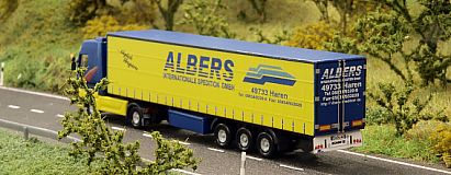 1701 lackieren und beschriften -- HERPA - MB Actros Gardinenplanen-Sattelzug - ALBERS - hinten - Internet 1701 lackieren und beschriften -- HERPA - MB Actros Gardinenplanen-Sattelzug - ALBERS - hinten - Internet