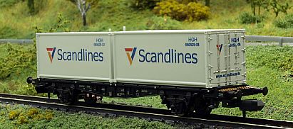 1726 MINITRIX 15289-06 Containertragwagen - umlackiert und neu bedruckt zu SCANDLINES 060529-03-060529-08 - hinten - Internet 1726 MINITRIX 15289-06 Containertragwagen - umlackiert und neu bedruckt zu SCANDLINES 060529-03-060529-08 - hinten - Internet