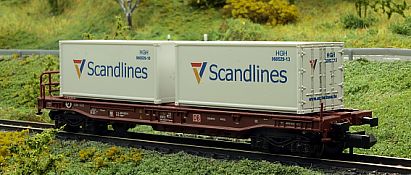 1727 MINITRIX 15289-05 Taschenwagen umgebaut - umlackiert und neu bedruckt zu SCANDLINES 060529-18-060529-13 - hinten - Internet 1727 MINITRIX 15289-05 Taschenwagen umgebaut - umlackiert und neu bedruckt zu SCANDLINES 060529-18-060529-13 - hinten - Internet