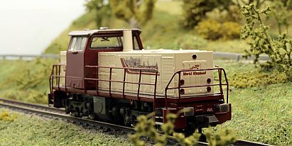 1742 MINITRIX 51 3544 00 - Privatlok HK - vorn - Internet