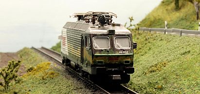 1745 SOB Re 446 445-9 ALNO Werbe Lok - vorn 1 - Internet