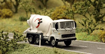 1780 WIKING MB Betonmischer -- HOLCIM - vorn - Internet