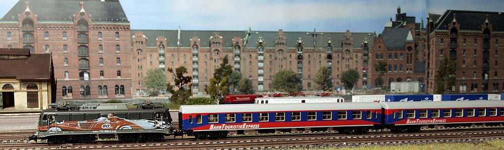 1781 MINITRIX - E-Lok - 110 426-4 zu einer  80 Jahre Autozug 115  509-2 -  komplett 3 - Automatikbilderrahmen