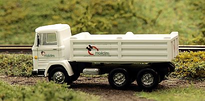 1783 MB Pritschen LKW -- HOLCIM - links - Internet