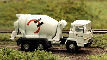 1784 MAN Betonmischer -- HOLCIM - rechts - Internet