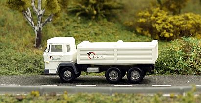 1810 MAN Pritschen LKW - HOLCIM - links - Internet