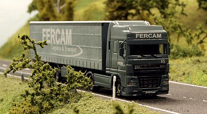 1830 DAF Gardinenplanen - Sattelzug - FERCAM -- Logistics & Transport - vorn - Internet 1830 DAF Gardinenplanen - Sattelzug - FERCAM -- Logistics & Transport - vorn - Internet