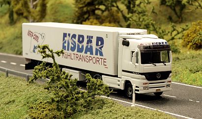 1831 MB Actros Kühlkoffer - Sattelzug - EISBÄR - Kühltransporte - vorn - Internet 1831 MB Actros Kühlkoffer - Sattelzug - EISBÄR - Kühltransporte - vorn - Internet