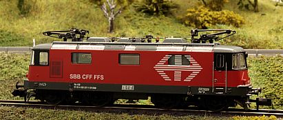 1834  Fleischmann E-lok  -  420 227-1 LION - Seite 1- Internet