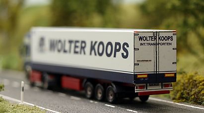 1838 SCANIA Kühlkoffer - Sattelzug - WOLTER KOOPS - hinten - Internet 1838 SCANIA Kühlkoffer - Sattelzug - WOLTER KOOPS - hinten - Internet