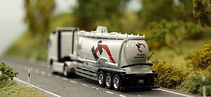 1849 VOLVO - Silo - Sattelzug - HOLCIM - hinten - Internet