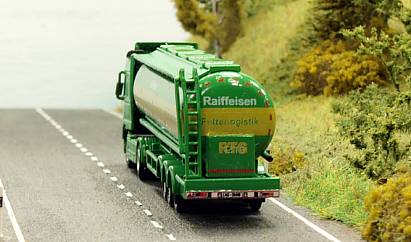 1873 VOLVO - AGRAVIS Silo-Sattelzug - hinten - Internet 1873 VOLVO - AGRAVIS Silo-Sattelzug - hinten - Internet