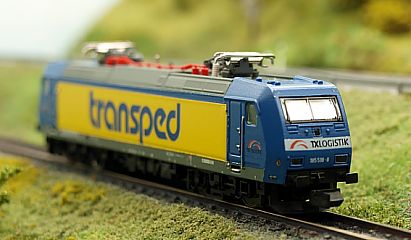 1887 MINITRIX 12573 - 185 518-8 transped - Stirn - Internet