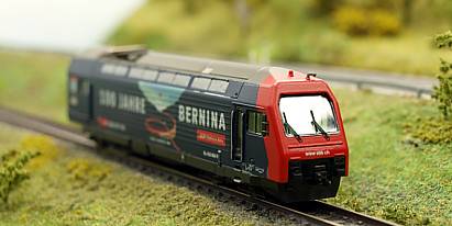 1908 Fleischmann 775301 - SBB - Re 450 060-9 100 Jahre Bernina  - vorn - Internet
