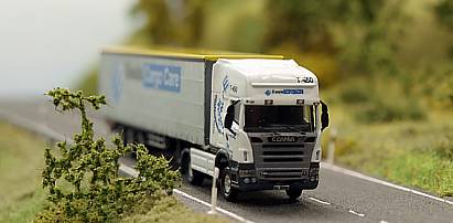 1910 SCANIA - Gardinenplanen - Sattelzug - Ewals Cargo Care - vorn - Internet 1910 SCANIA - Gardinenplanen - Sattelzug - Ewals Cargo Care - vorn - Internet