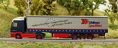 1913 MB Actros - Gardinenplanen Sattelzug - links -  uhlhorn Logistic - Internet