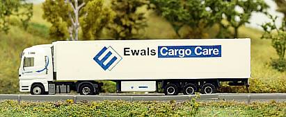 1921 Kühlkoffer - Sattelzug (Basismodell HERPA) - Ewals Cargo Care - links - Internet 1921 Kühlkoffer - Sattelzug (Basismodell HERPA) - Ewals Cargo Care - links - Internet