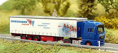 1925 MAN Gardinenplanen - Sattelzug - GRIESHABER Logistik - rechts 1 - Internet 1925 MAN Gardinenplanen - Sattelzug - GRIESHABER Logistik - rechts 1 - Internet