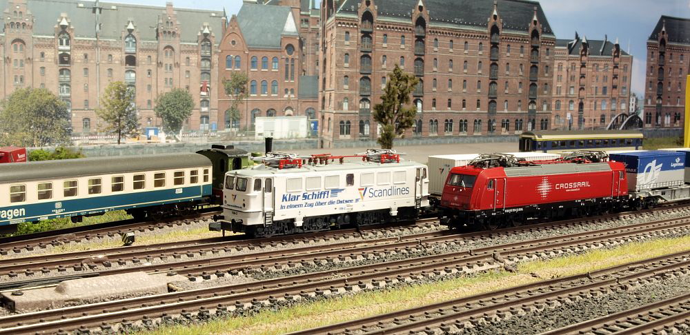 1751 crossrail 185.2 - vorn