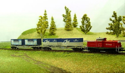 20 Zug V 100 mit Wagen