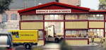 3 fertige Halle  Zugmaschinen ge�ffnetes Rolltor